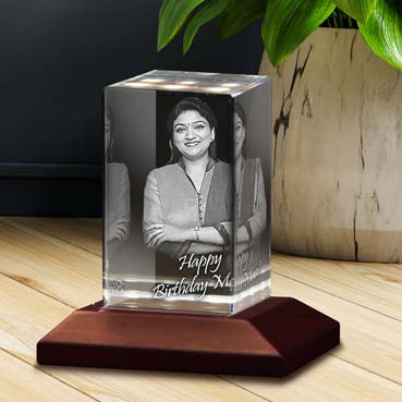 Personalised 3D Crystal Birthday Gift for Mother (50x80x50mm)