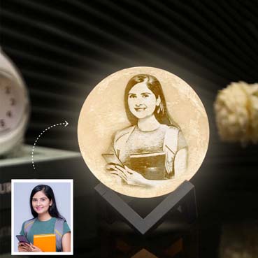 Personalised 3D Moon Lamp for Female Friend Birthday (14cm,3 colours)