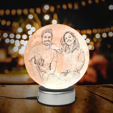 Personalised 3D Rotating Moon Lamp in 16 colours for Best Friend